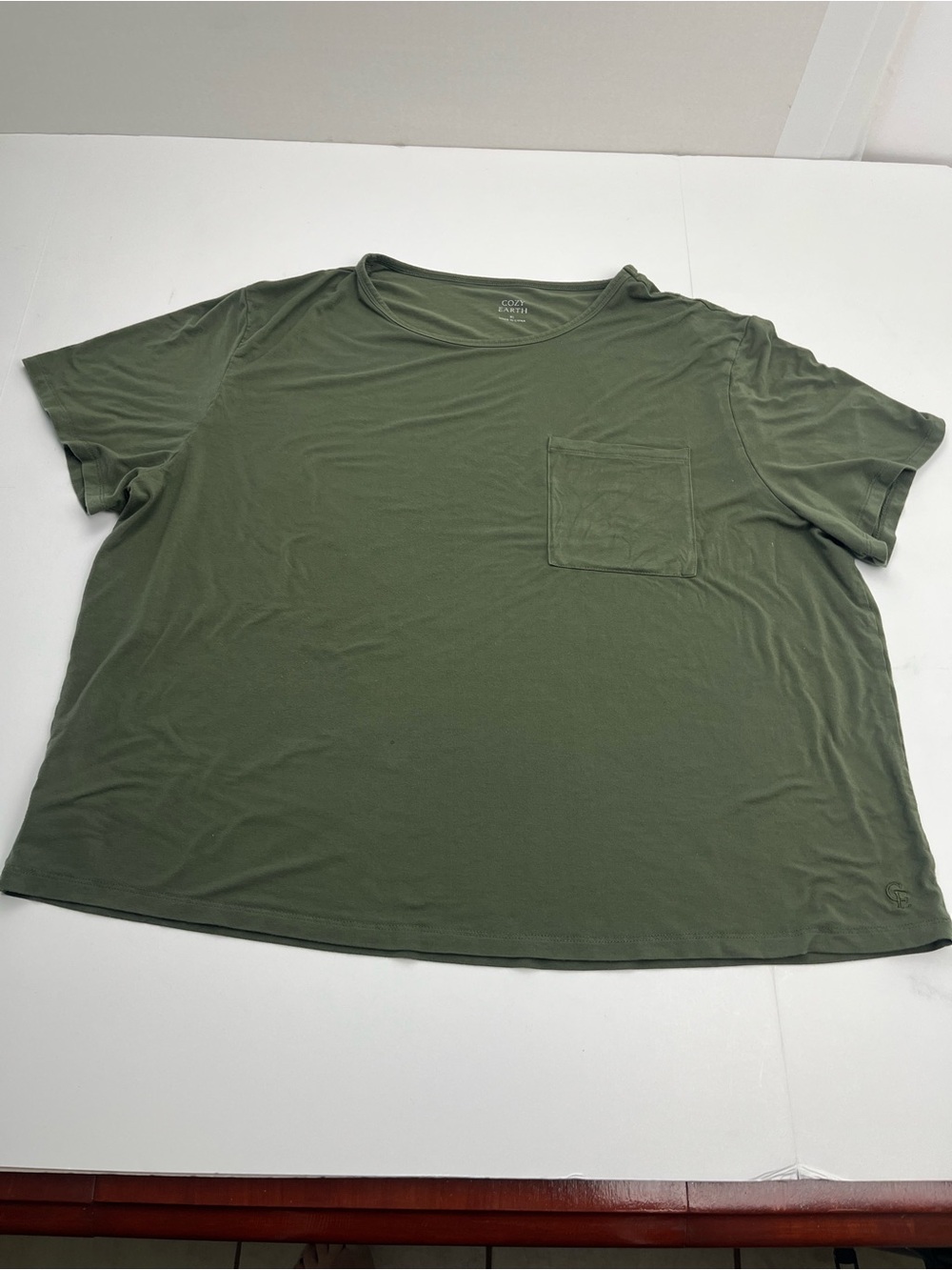 Cozy Earth Women XL Olive Green Pocket Crew Neck T-Shirt Short Sleeve Shirt FLAW